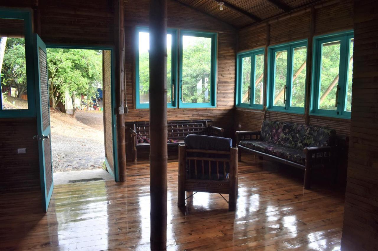 Casa De Bambu Vila Turrialba Exterior foto