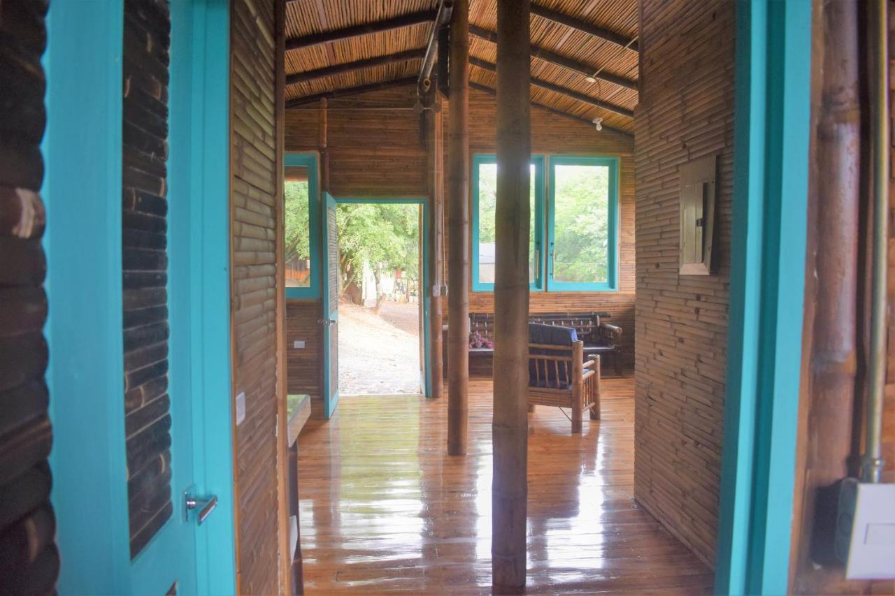 Casa De Bambu Vila Turrialba Exterior foto
