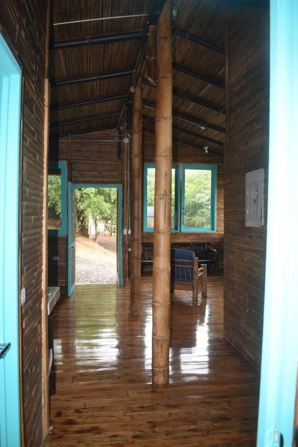 Casa De Bambu Vila Turrialba Exterior foto