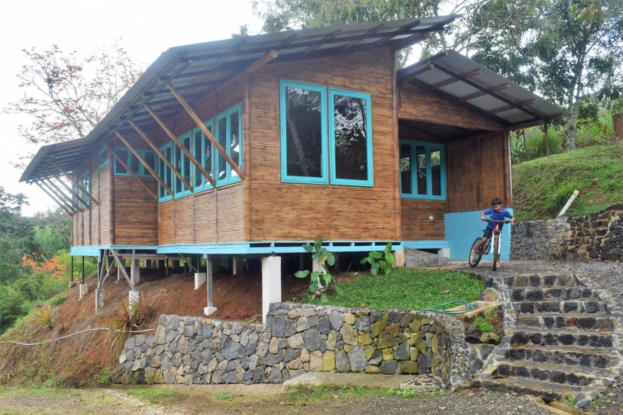 Casa De Bambu Vila Turrialba Exterior foto