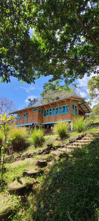 Casa De Bambu Vila Turrialba Exterior foto