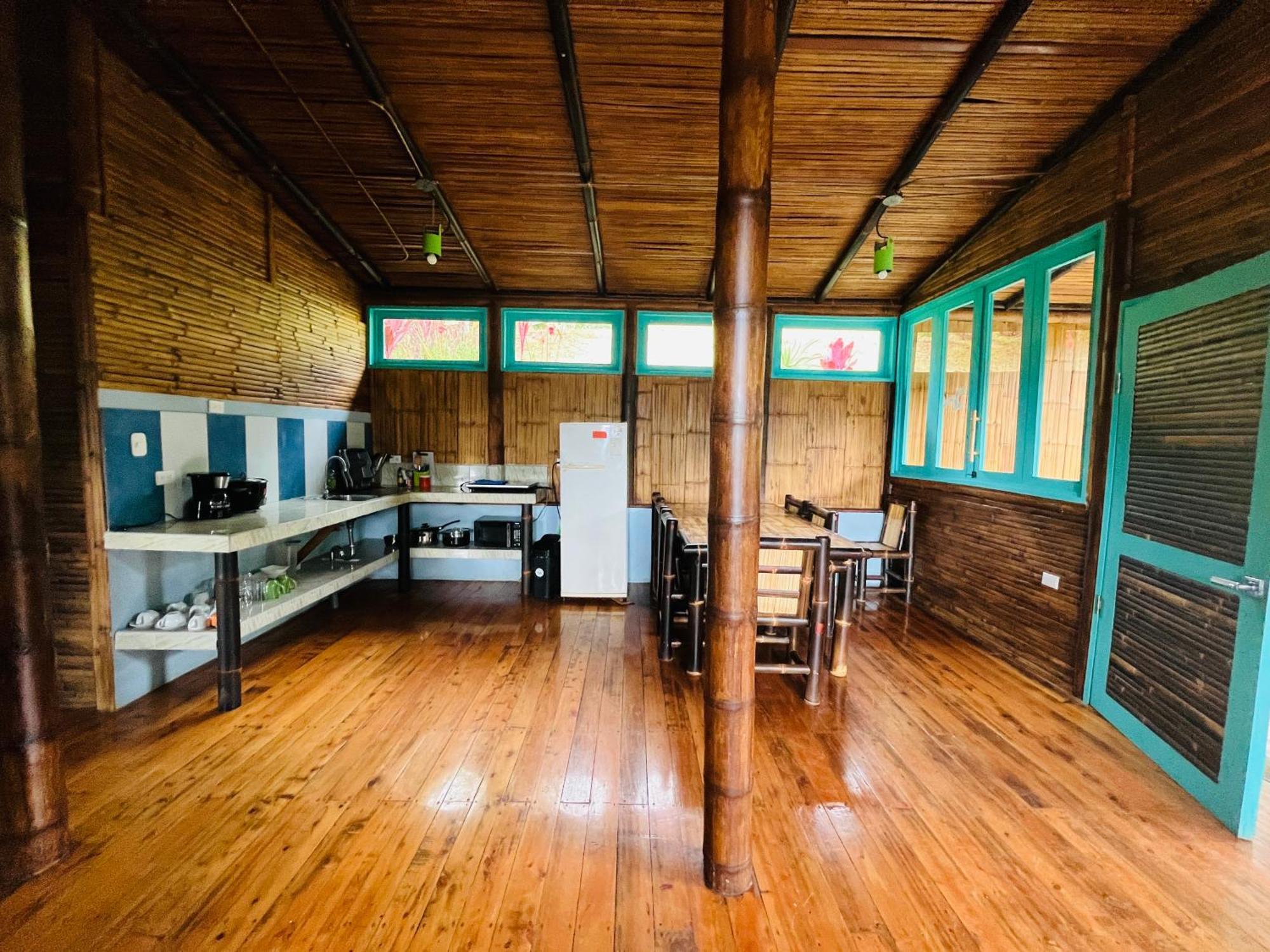 Casa De Bambu Vila Turrialba Exterior foto